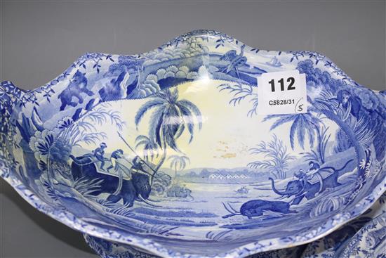 Three Spode Indian Sporting Series blue and white plates, a stand and a footed dish, c. 1815- 25,